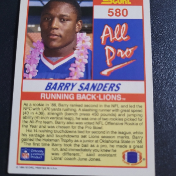 BARRY SANDERS 1990 AUTOGRAPHED ALL - PRO CARD - Picture 5 of 10